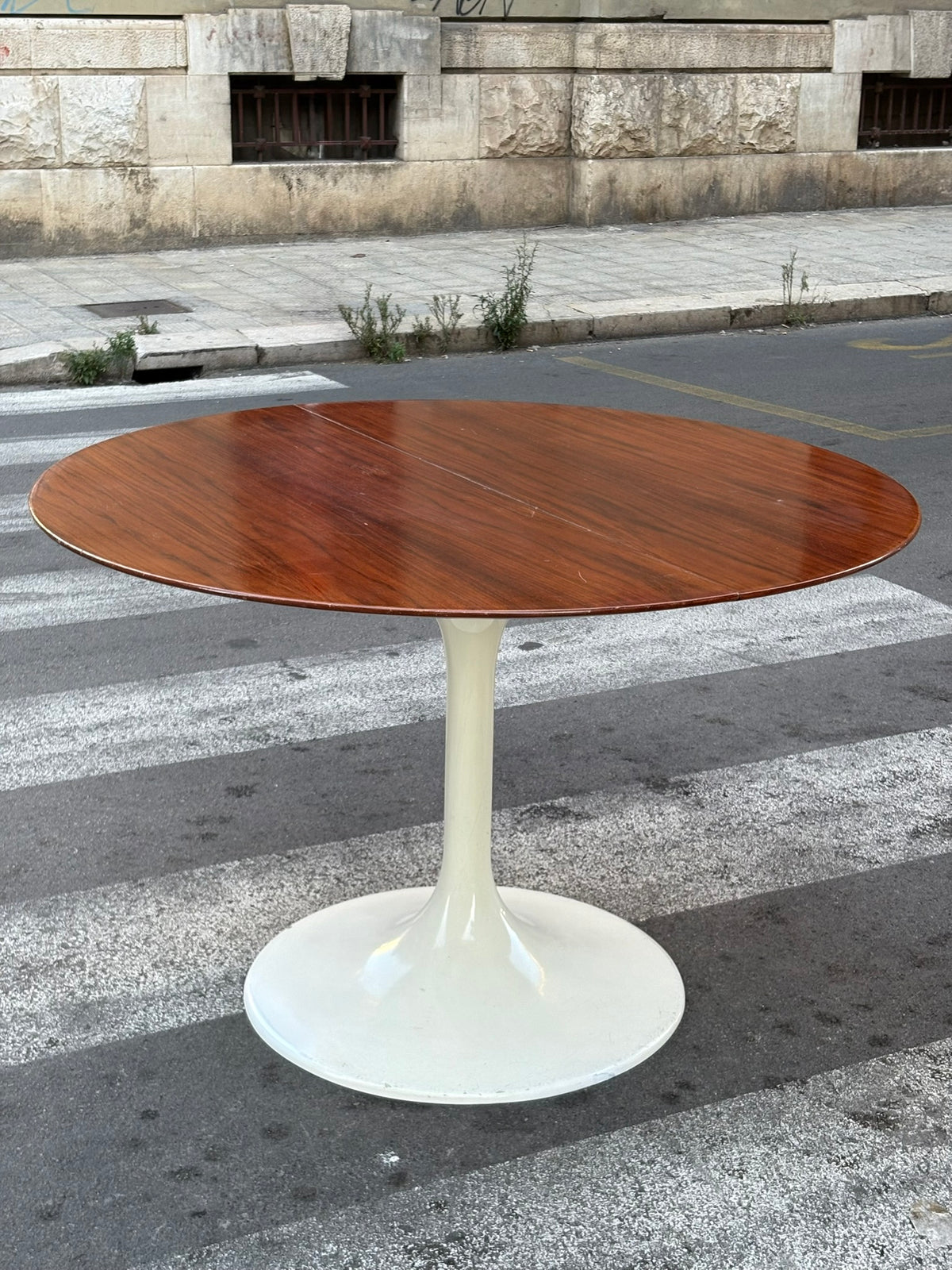 Tavolo Tulip anni 60 estendibile
