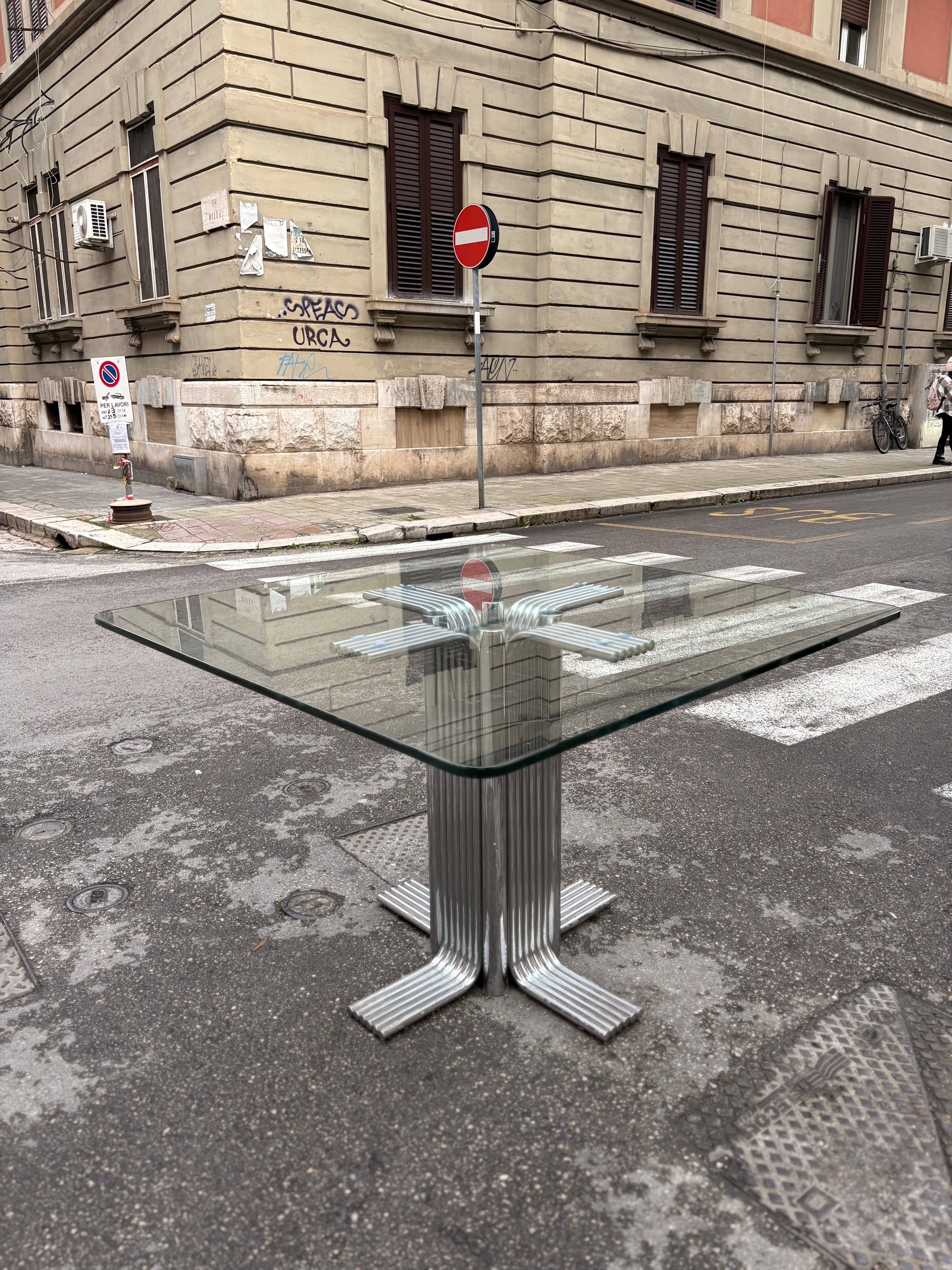Tavolo anni 70 in cristallo